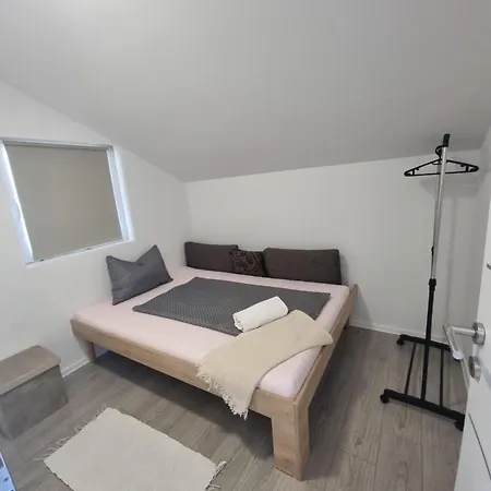 Blue Apartment Pirovac